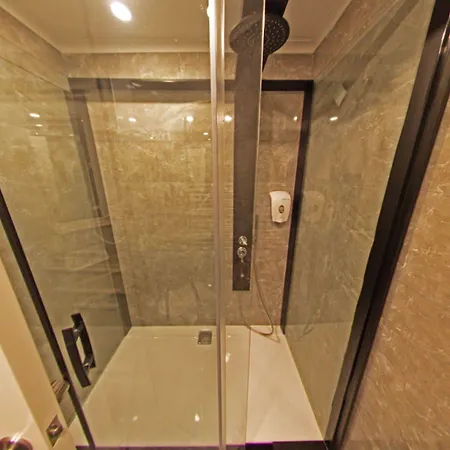 Mara Palaca Hotel 3*