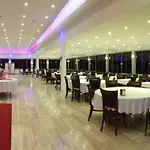 Mara Palaca Hotel 3*