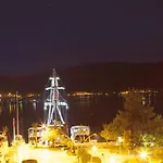 Mara Palaca 3*