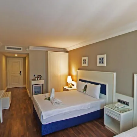 Hotell Mara Palaca