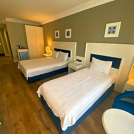Mara Palaca Hotel 3*