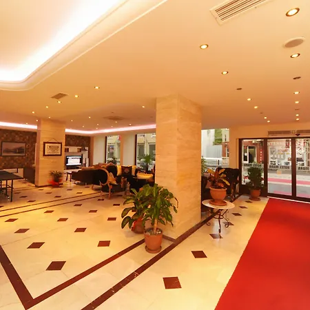 Отель Mara Palaca 3*